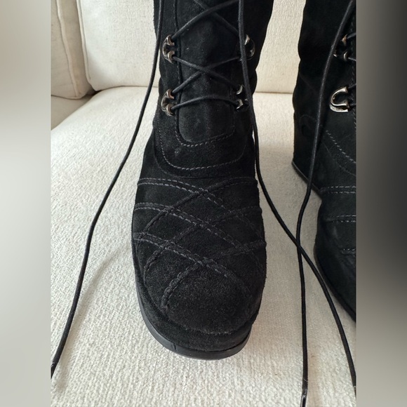 STUART WEITZMAN Womens Black Suede Lace-up Wedge Boots with Faux Fur Trim 9.5 - Picture 11 of 15